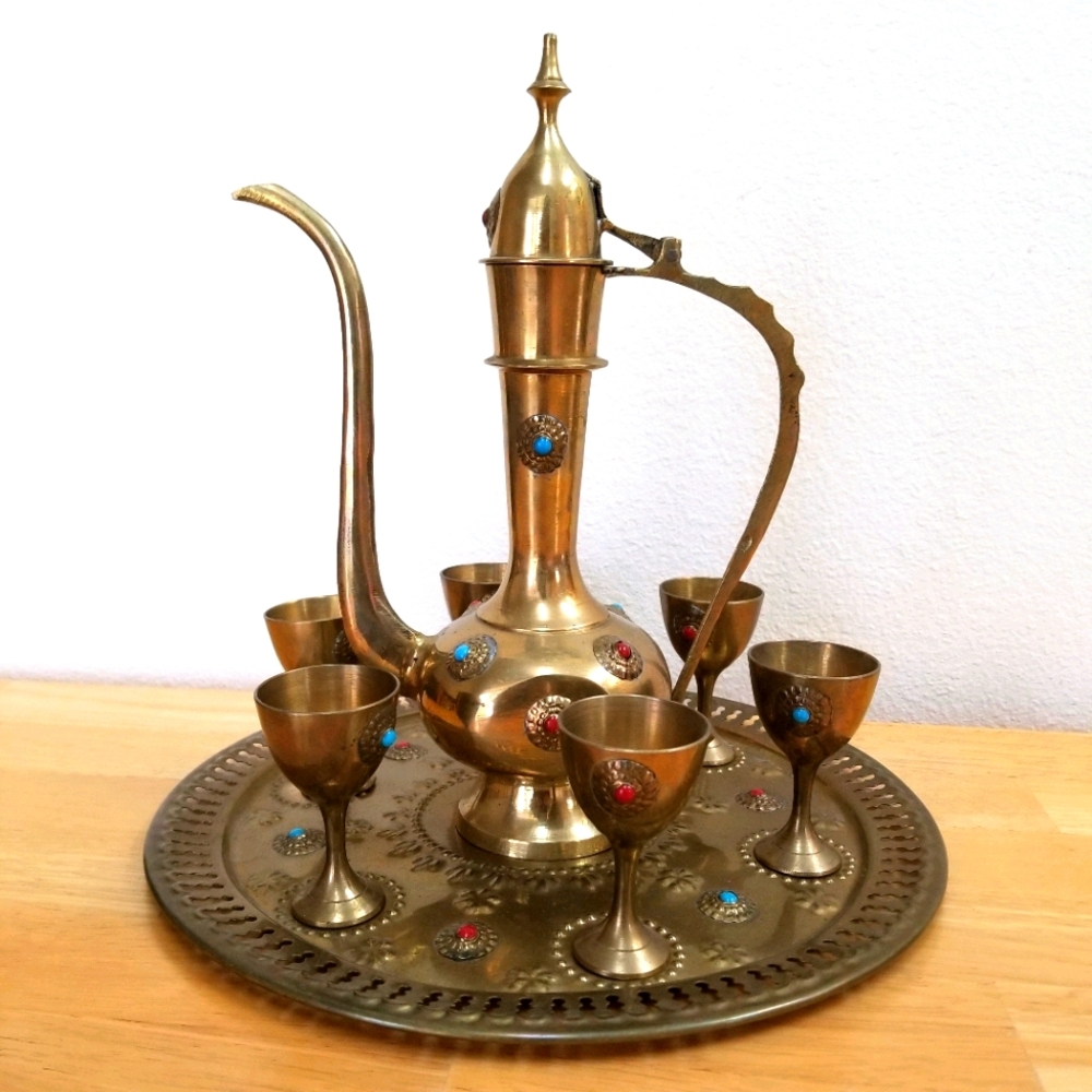 🔻REDUCED❣ #1099 8 pcs Morocco Wine Tea Coffe brass stone set